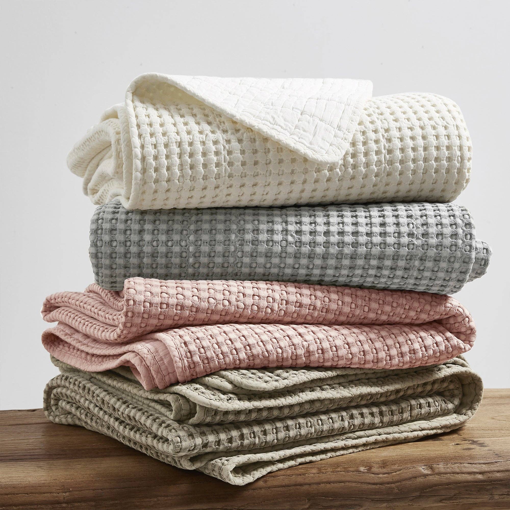 Mills Waffle Quilt Set
