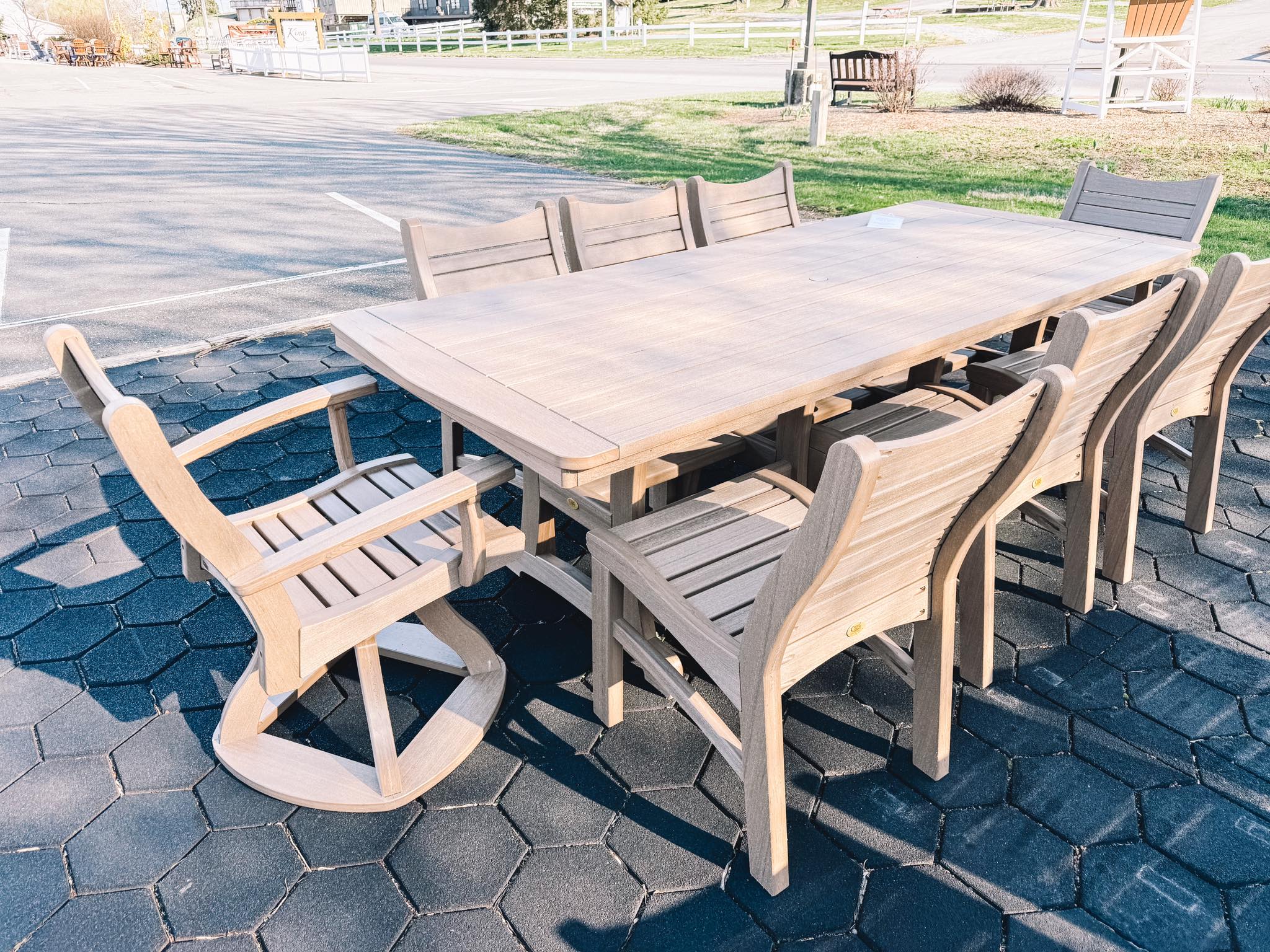 Amish made Bay Shore patio dining table with six matching chairs and two swivel chairs - quality outdoor furniture near Lancaster, Pennsylvania