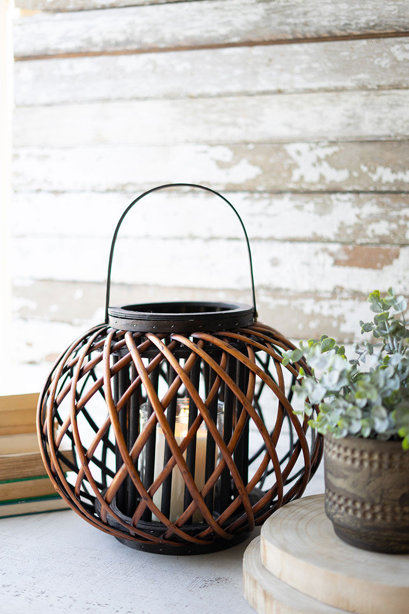 Brown Willow Lantern